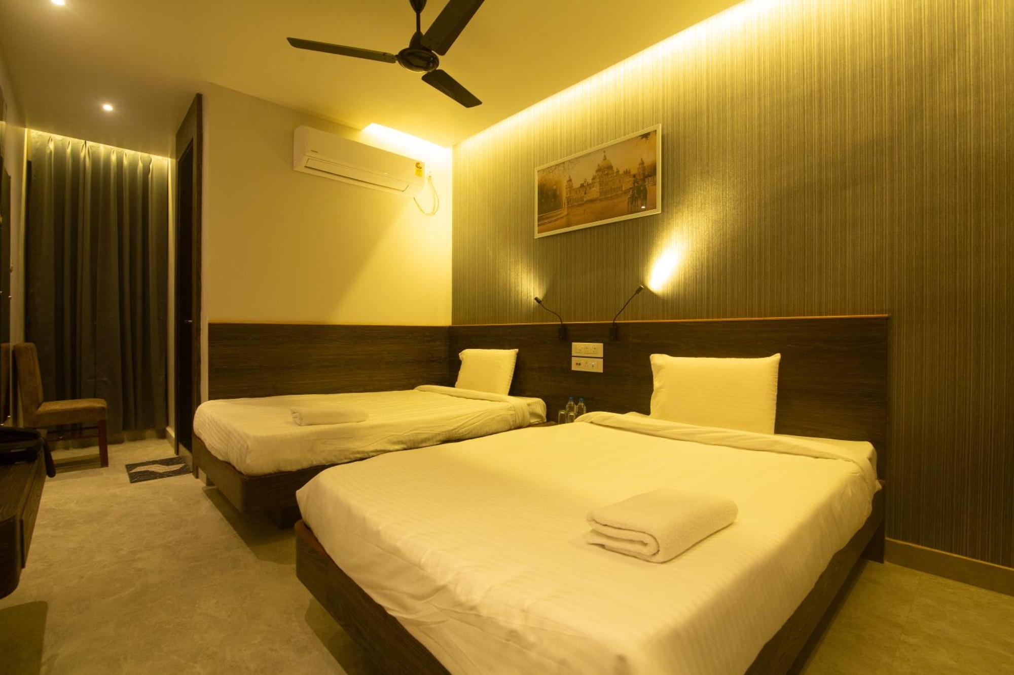 Hotel Palace View Murshidabad Exteriér fotografie